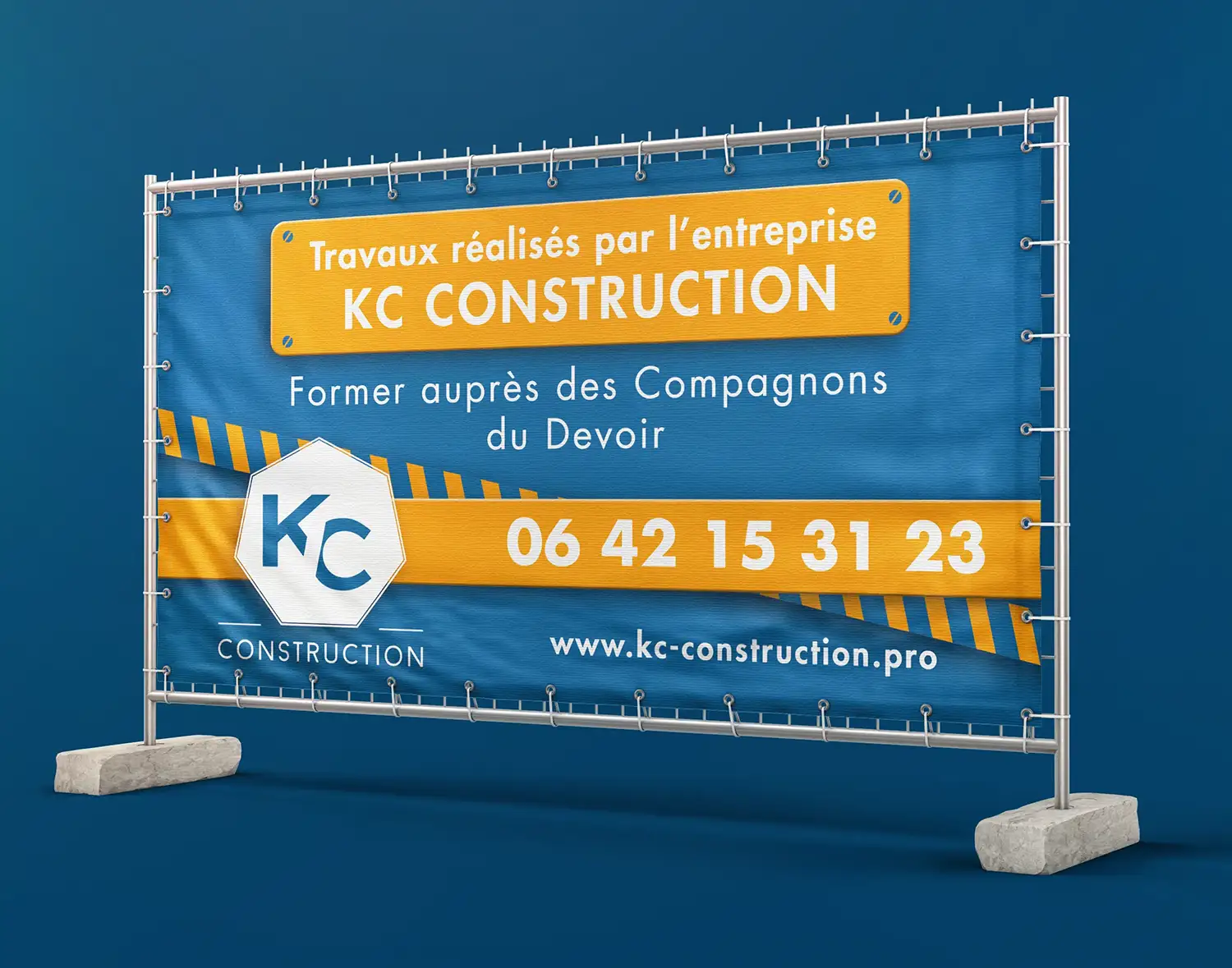 Création d'un panneau de chantier en toile tendue, pour l'entreprise KC Construction dans le Gard